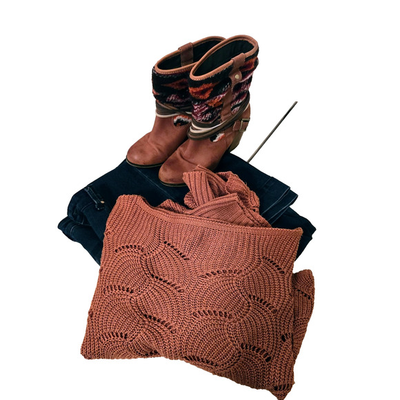 Moon & Madison woman’s orange knitted sweater Size M - Picture 12 of 14